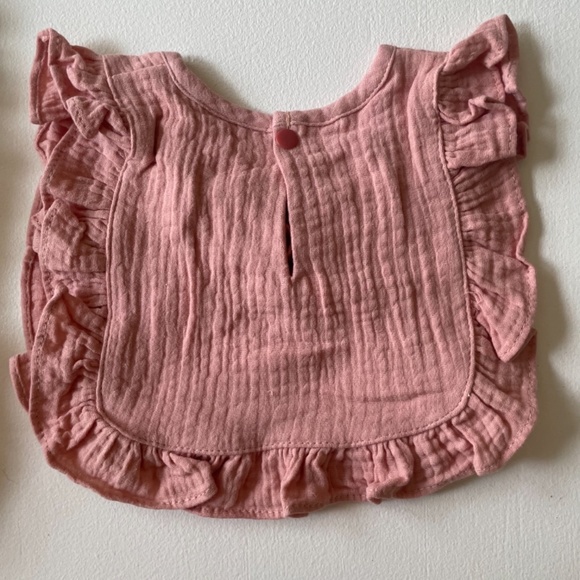 Baby bibs 100% Cotton muslin ruffle bibs side tie snap closure - Picture 5 of 5